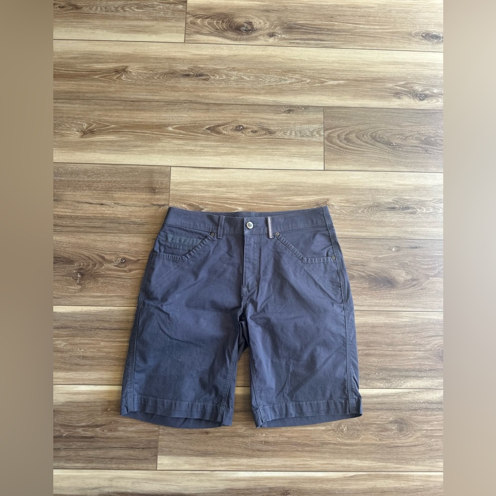 Sherpa mens shorts size 32